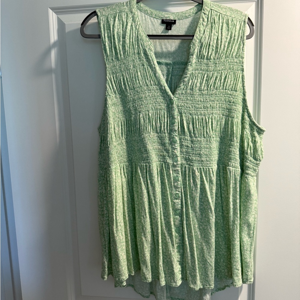 Torrid Light Green Sleeveless Blouse